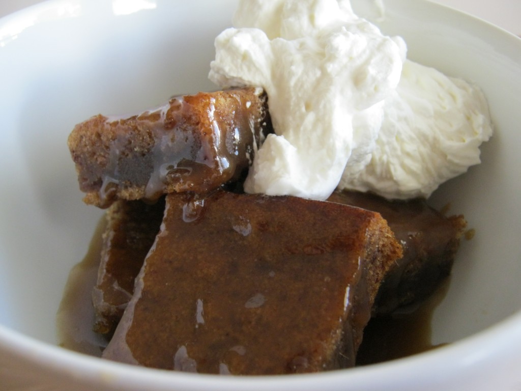 sticky toffee pudding 018